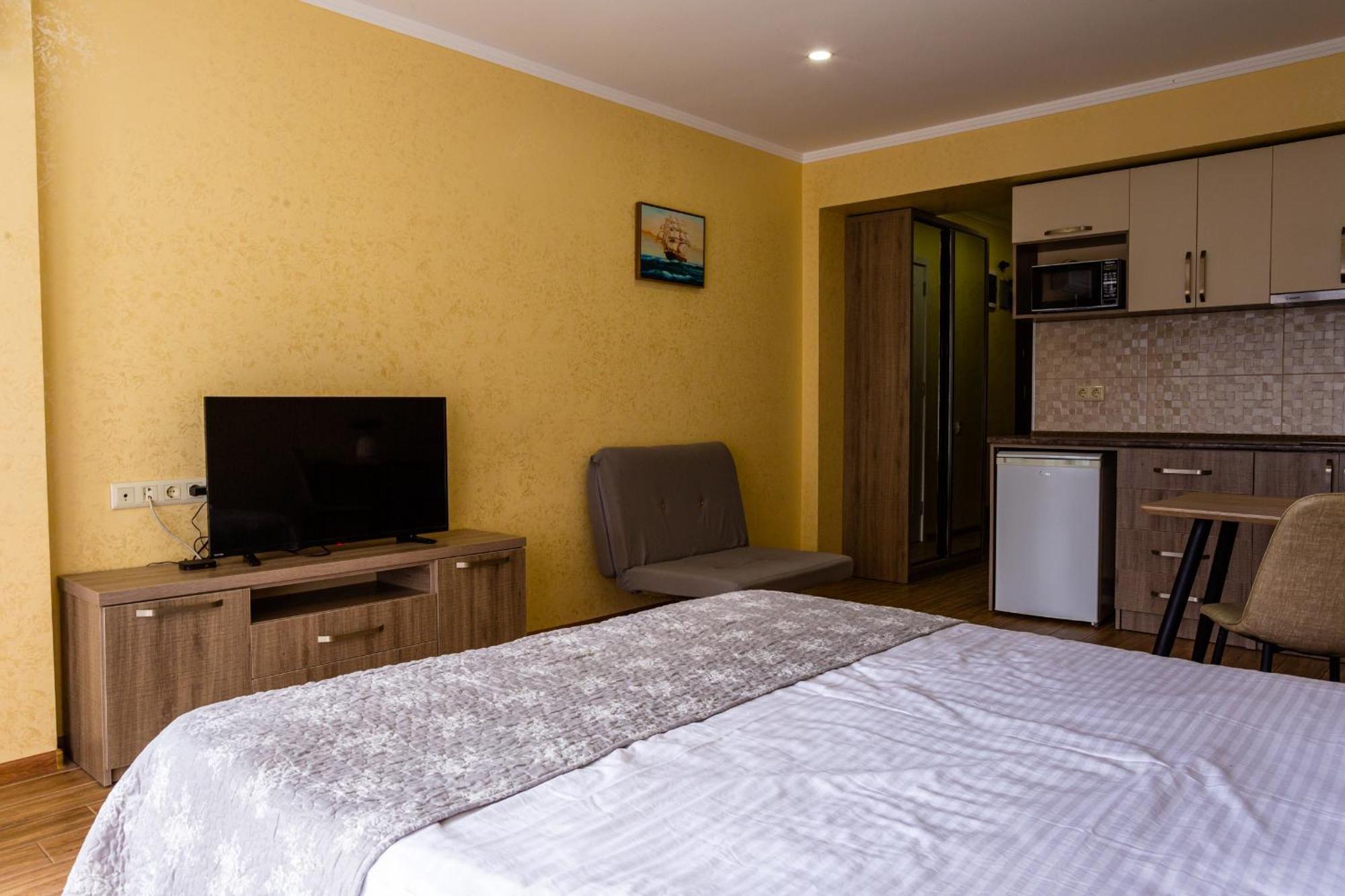 Beach Tower By G-Point Batumi Bagian luar foto