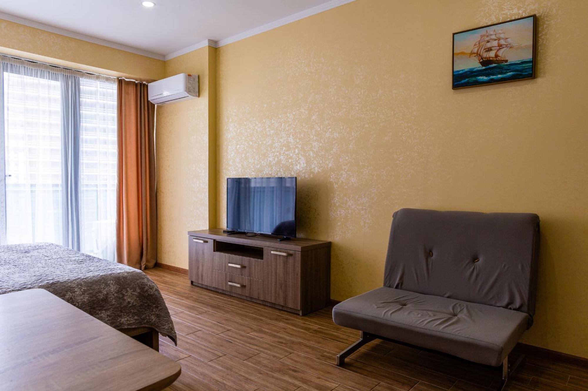 Beach Tower By G-Point Batumi Bagian luar foto